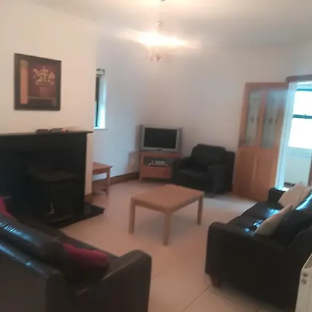 No. 8 Alders Grove Holiday home