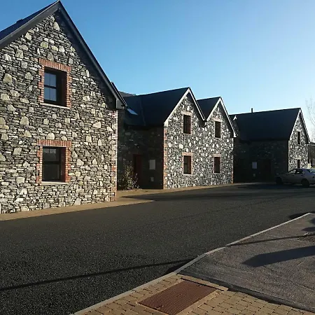 No. 8 Alders Grove Holiday home